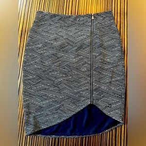 Asymmetrical mid-length by Skunkfunk